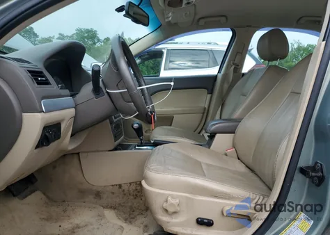 2008 Mercury Milan Premier from USA, damaged, VIN 3MEHM02108R628745